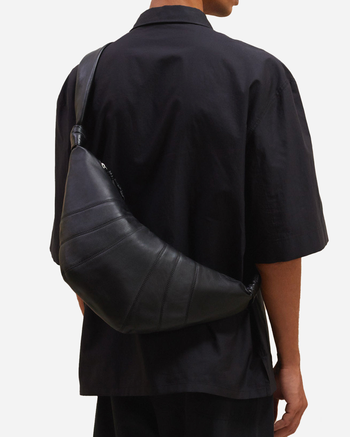 Sac Medium Croissant Soft Nappa Leather