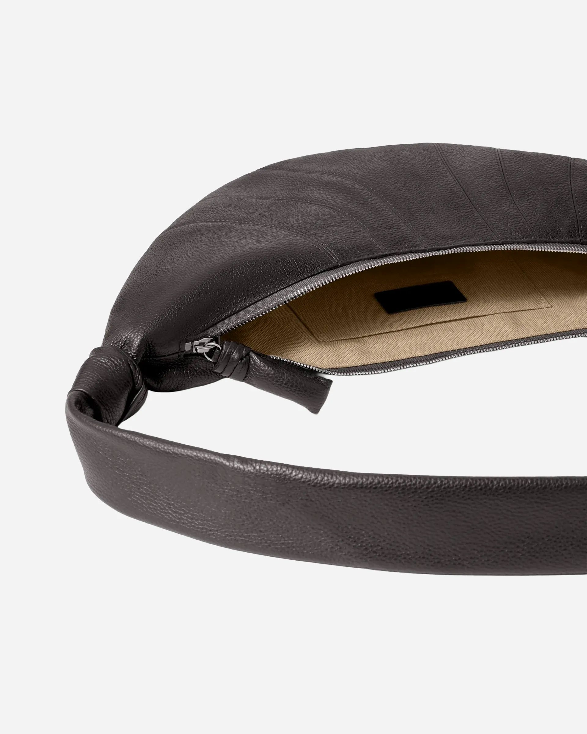 Sac Croissant Moyen en Cuir Grainé
