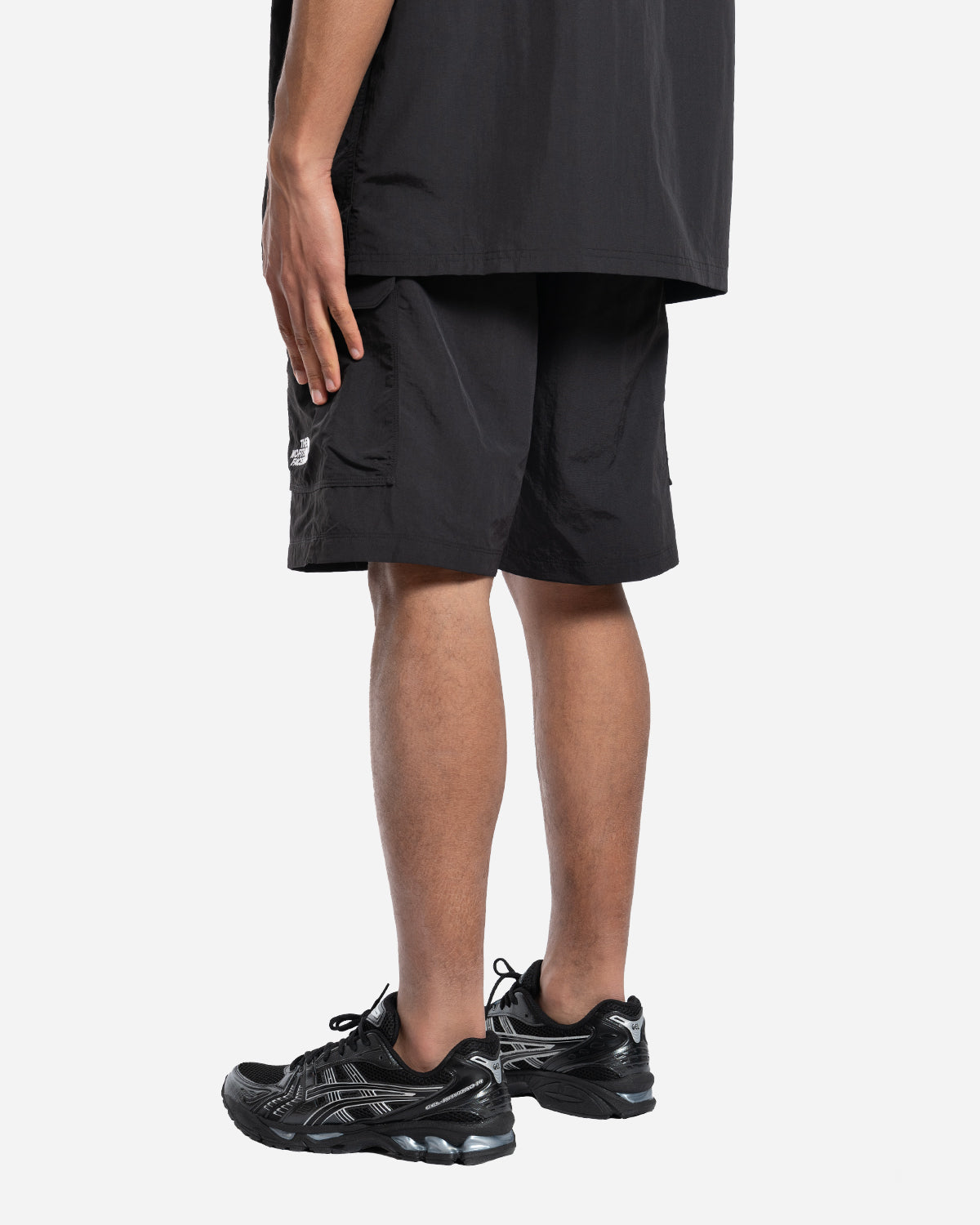 Short NSE Noir