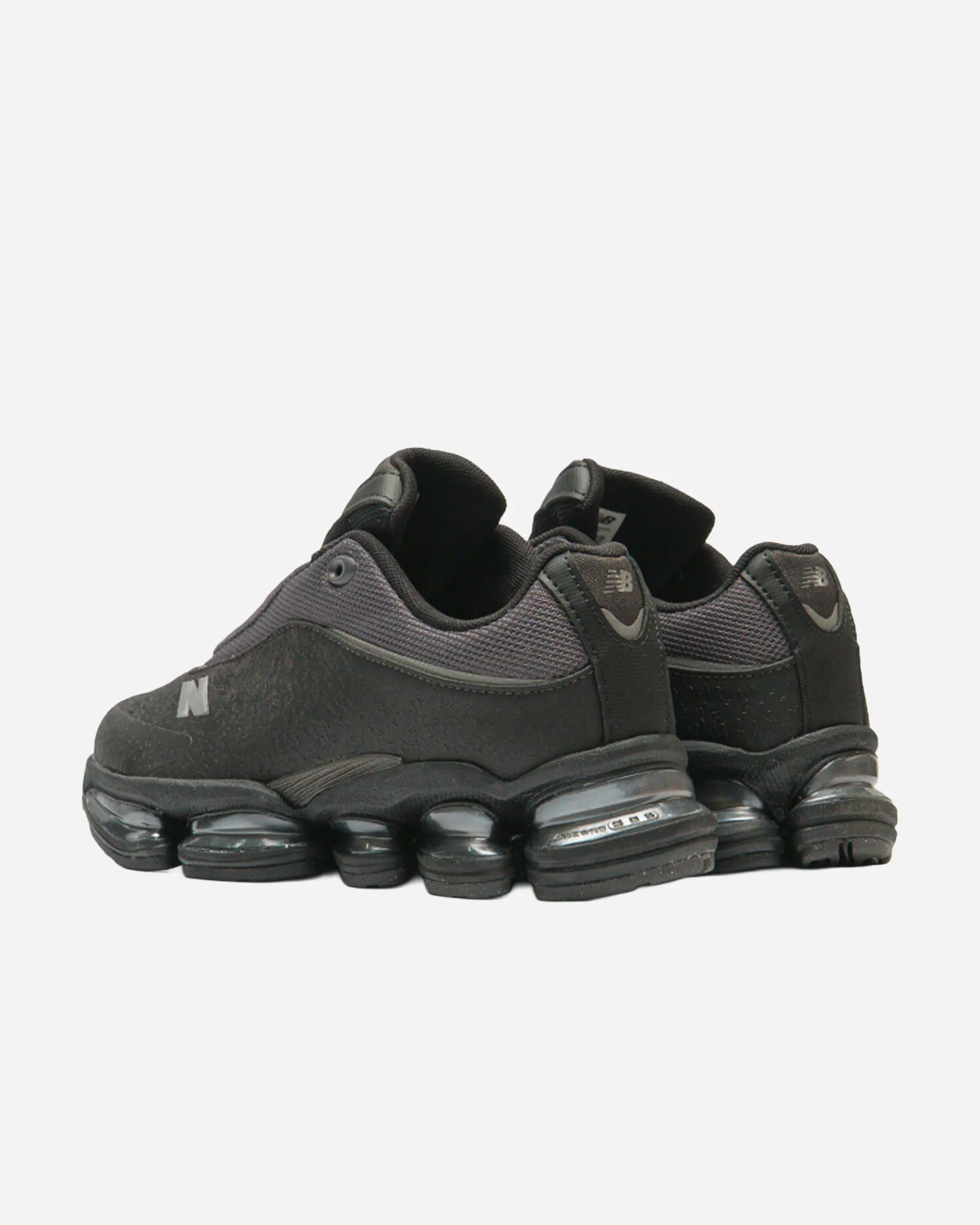 New Balance 2000S Black