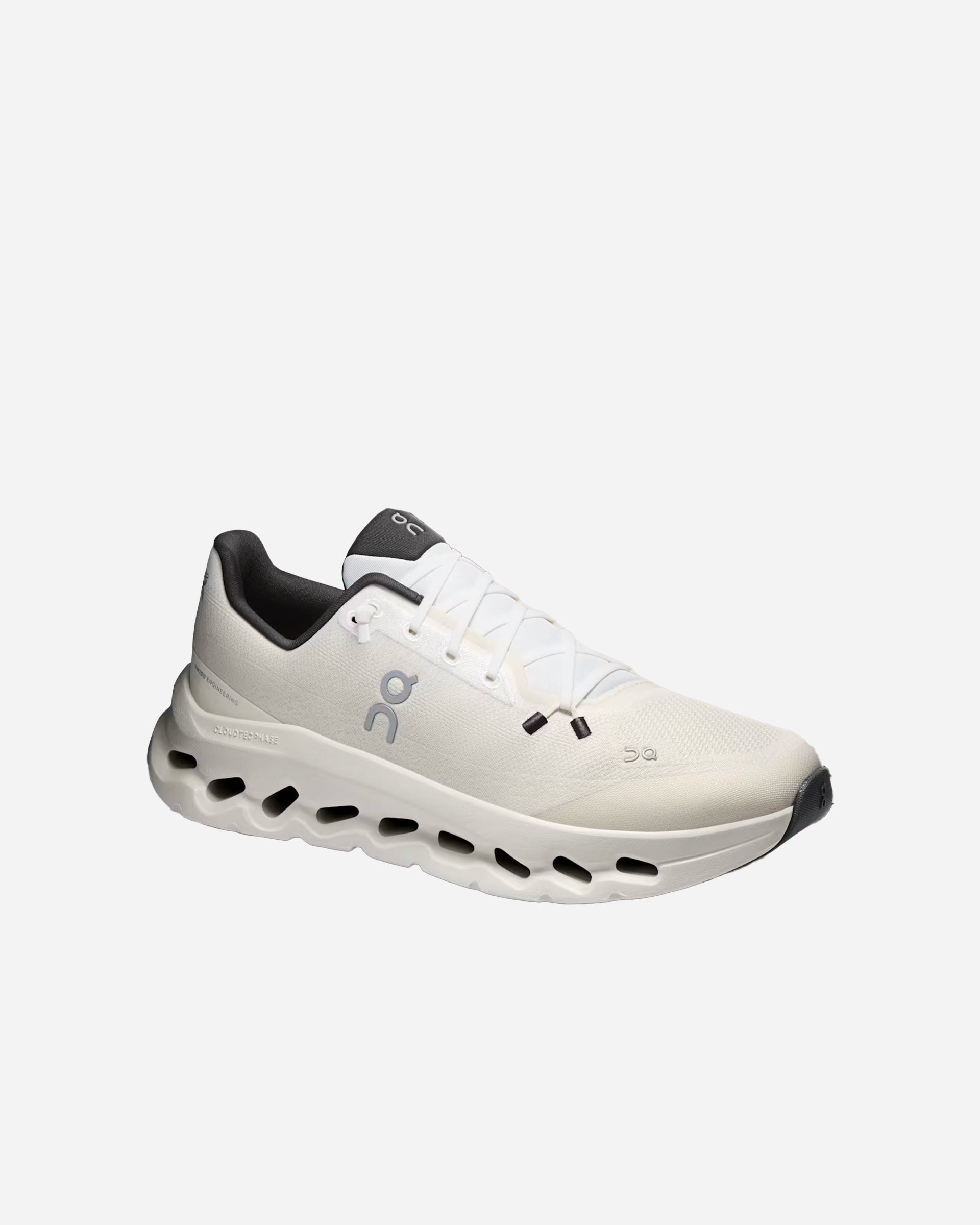 Cloudtilt Men Grain | White