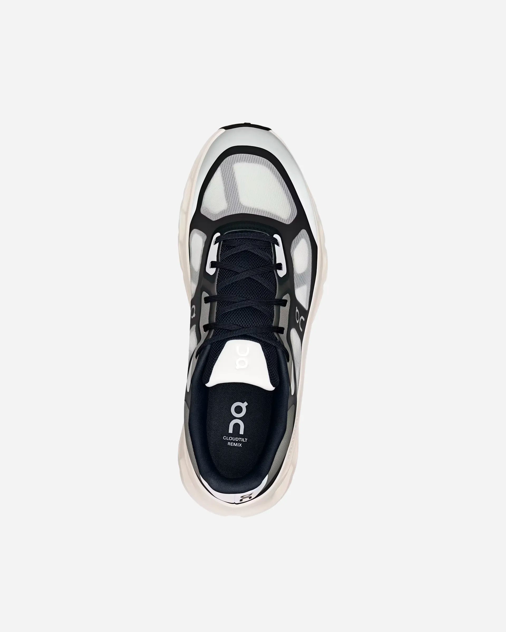 Cloudtilt Remix Black/Ivory