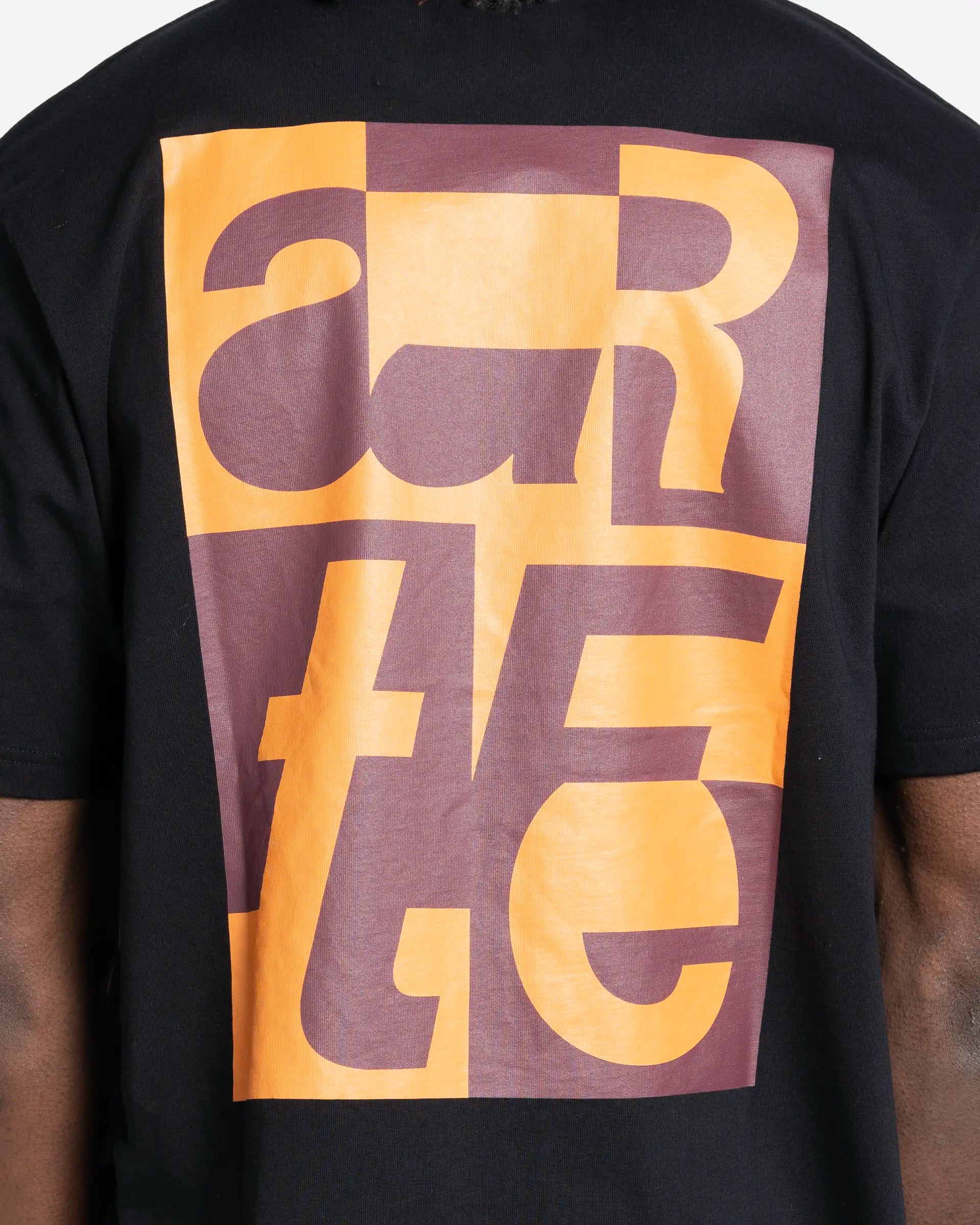 T-Shirt Back Graphic