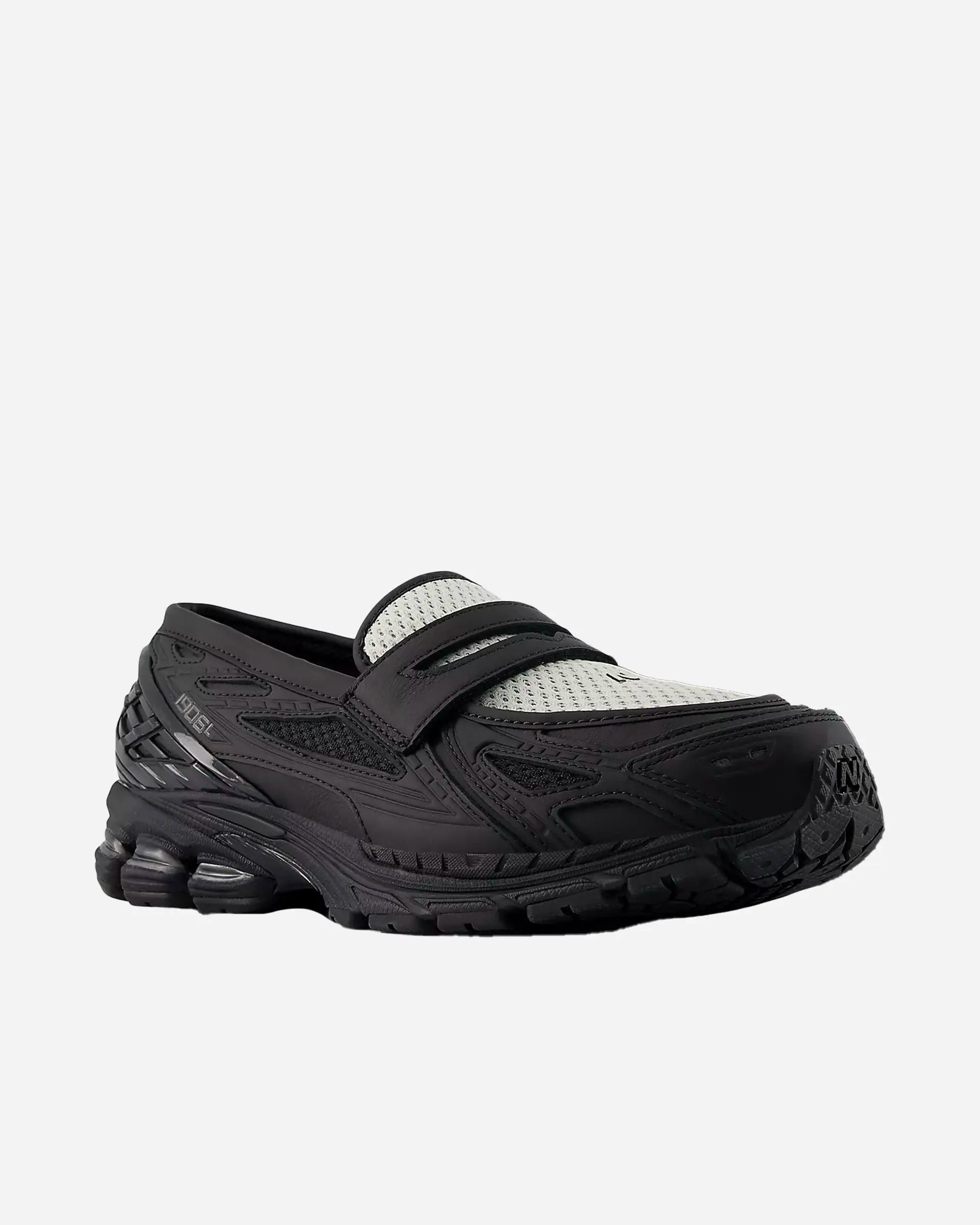 New Balance Loafer U1906 Black/White