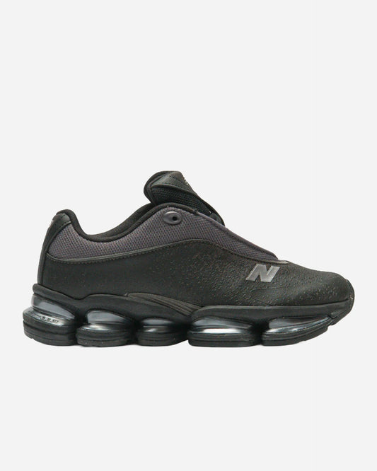 New Balance 2000S Black