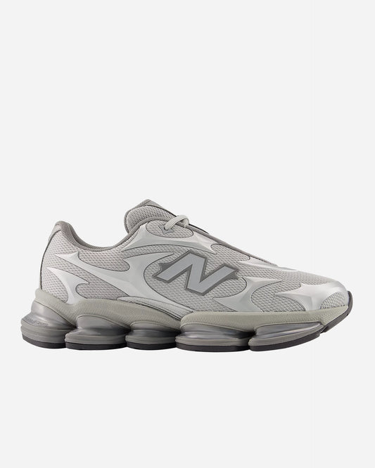 New Balance 2000 Silver Metallic