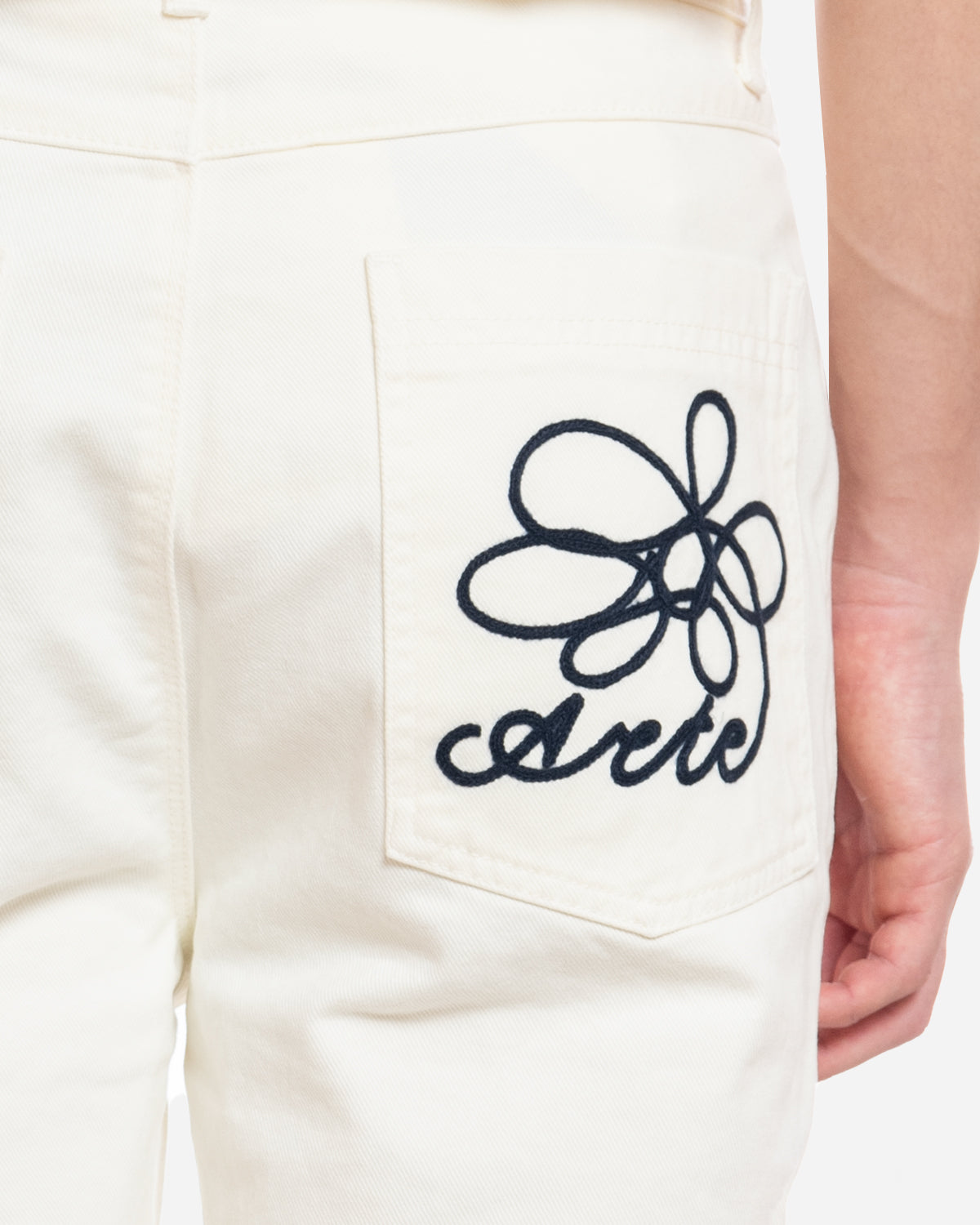 arte marque pantalon poches brodees white flower